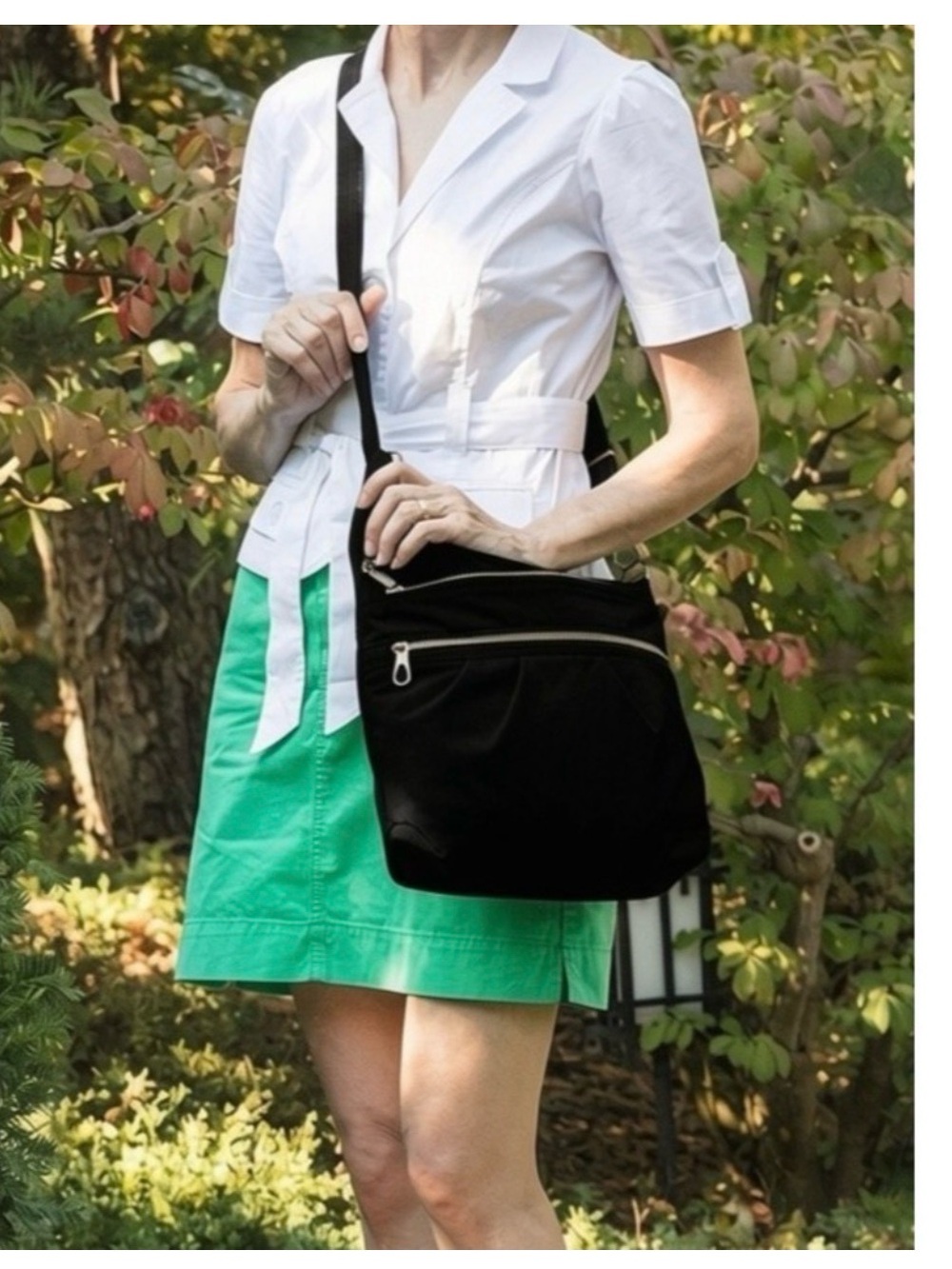 Travelon Black Crossbody Messenger mid size Bag
